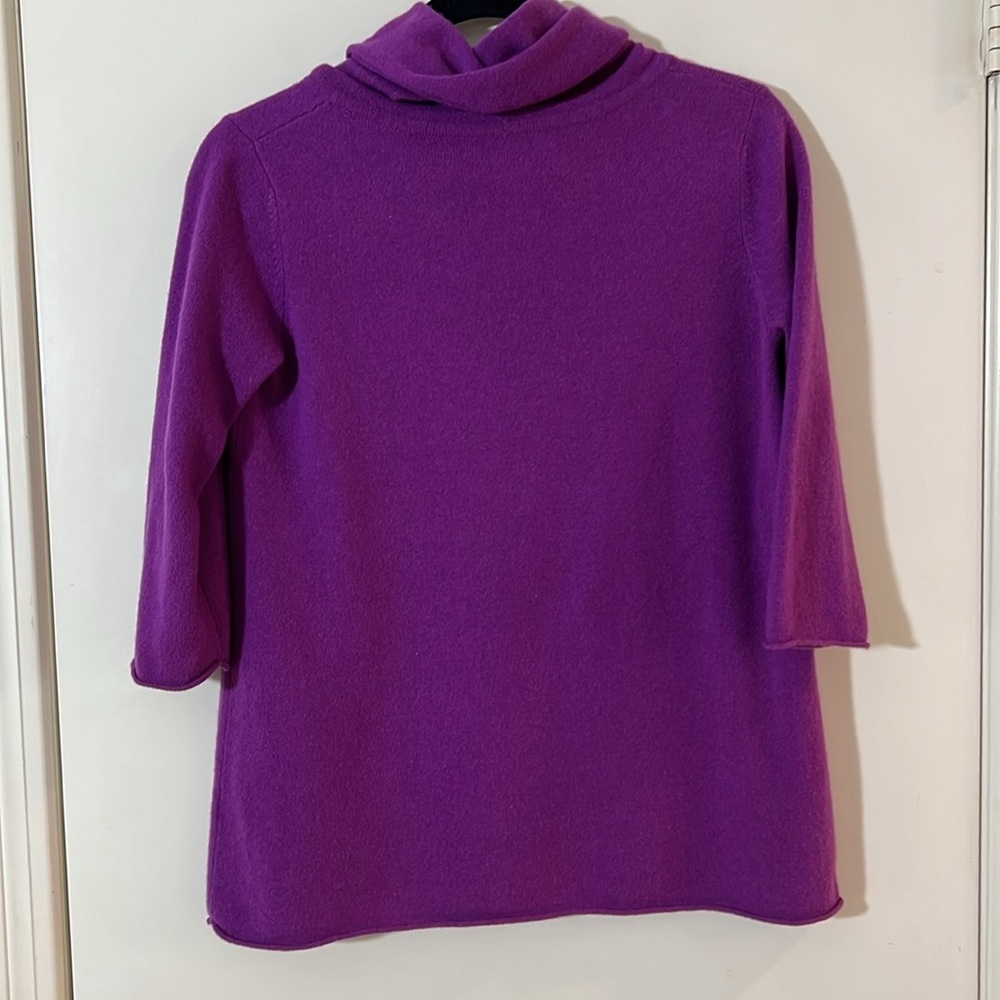 Neiman Marcus Women’s 100% Cashmere Sweater - Picture 6 of 6